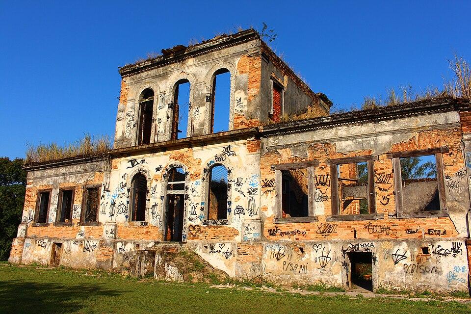 A Pompeia Iguaçuana: O que as Ruínas de Iguassu Velho Revelam sobre o Futuro da Cidade?