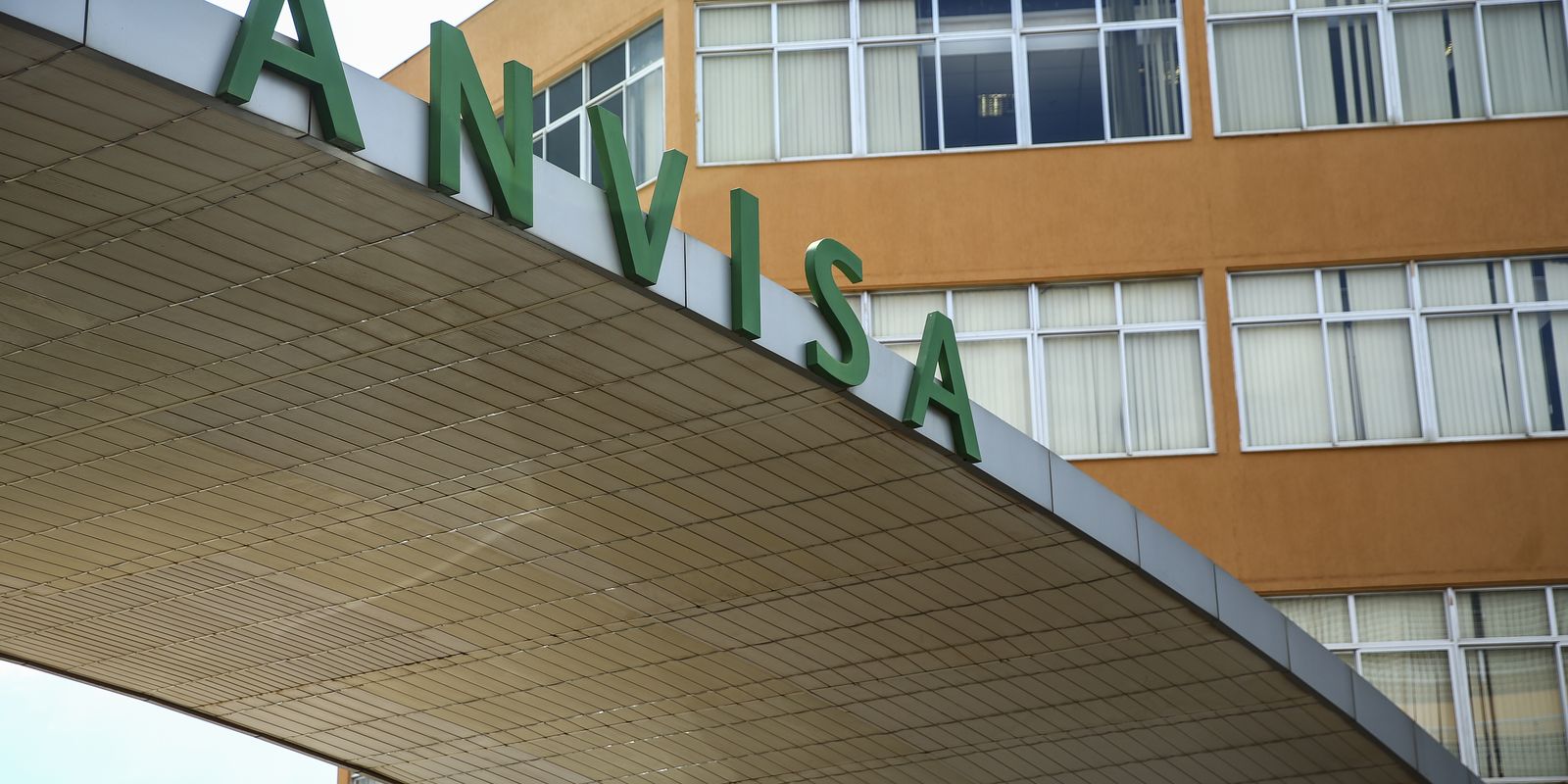 Anvisa autoriza o registro de novos medicamentos para psoríase e asma