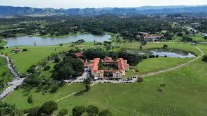 Cidade Universitária: O Impacto Econômico da Rural (UFRRJ) no Comércio de Seropédica