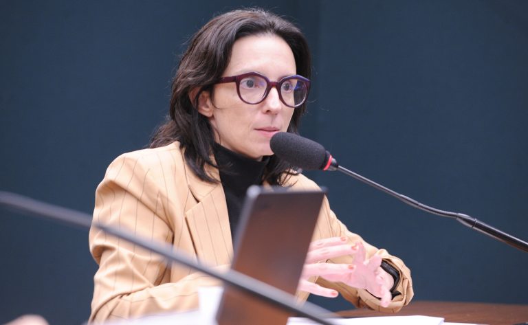Comissão de saúde aprova estratégia nacional para transtornos da linguagem
