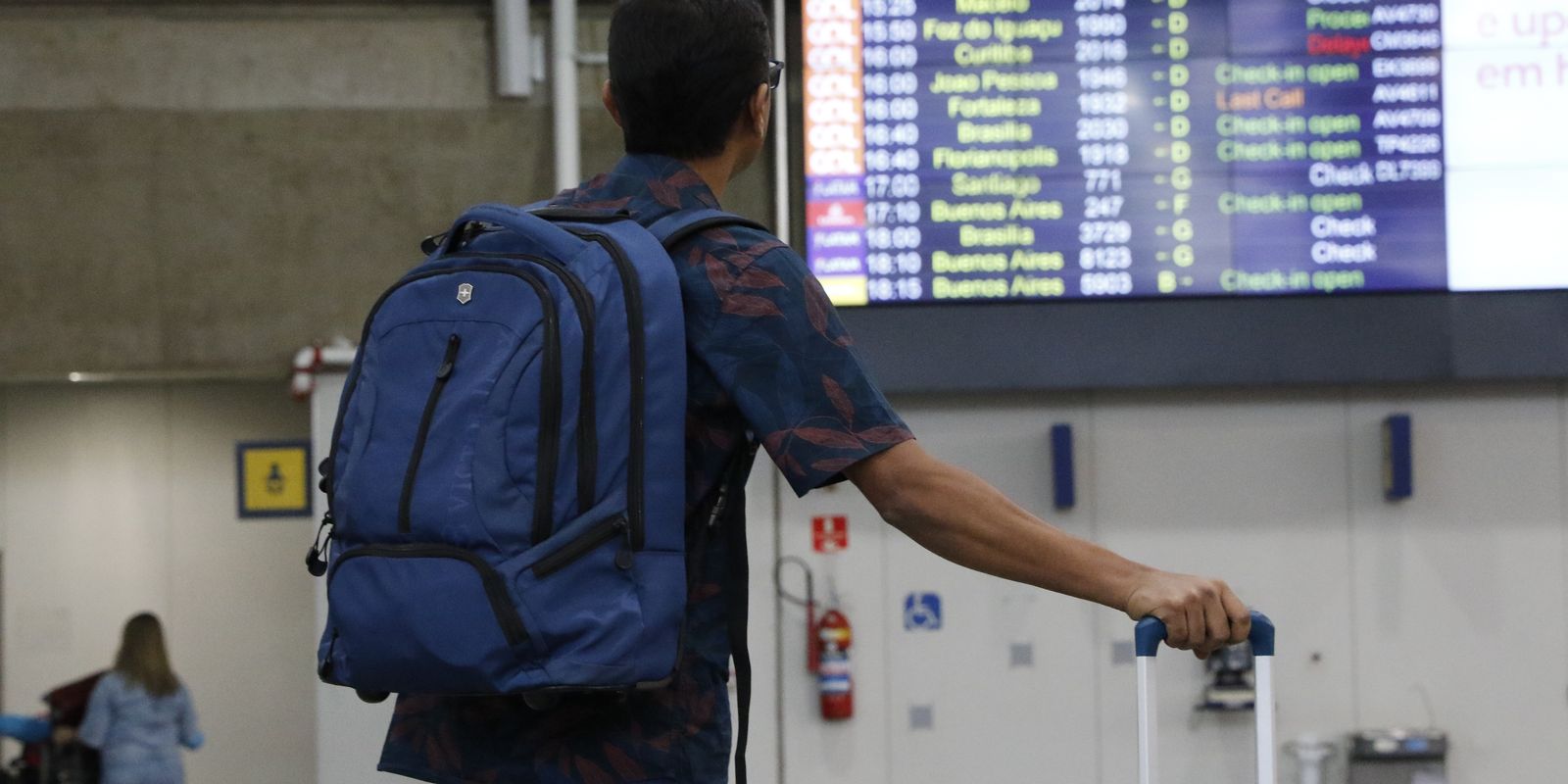 Novo sistema alfandegário agiliza desembarque de viajantes nos aeroportos