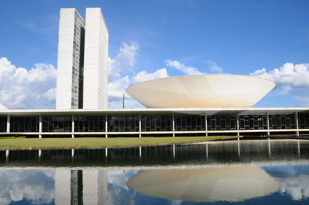 Nova medida provisória reforça crédito e altera Minha Casa, Minha Vida