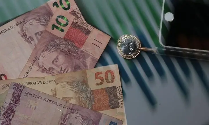 Economia brasileira avança 0,1% em maio, aponta Banco Central