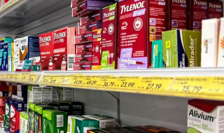 CRF-SP aciona MPSP contra a venda de medicamentos em máquinas de condomínios