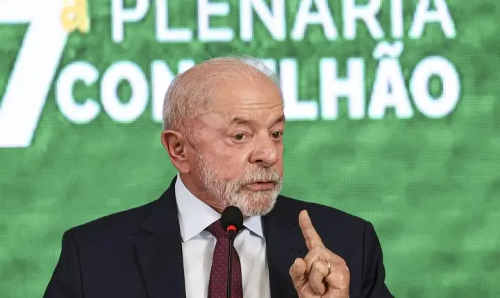 Governo avalia retorno de celulares furtados via Correios, informa Lula