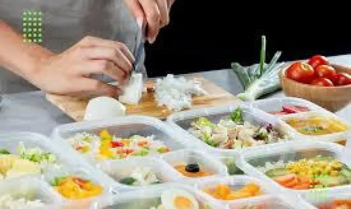 Marmitas Saudáveis: Como Organizar sua Alimentação Semanal Mesmo com a Rotina Corrida