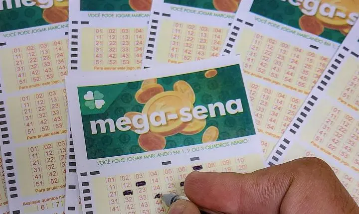 Mega-Sena acumula e prêmio principal chega a R$ 16 milhões