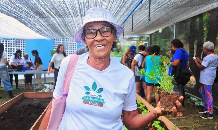 Oficina de Jardinagem em Nova Iguaçu: Convivência entre Gerações e Terapia Ocupacional no ESMUTI
