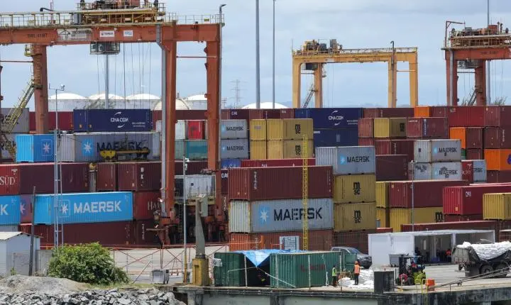 Novas tarifas dos Estados Unidos afetam US$ 6,6 bilhões em bens do Brasil